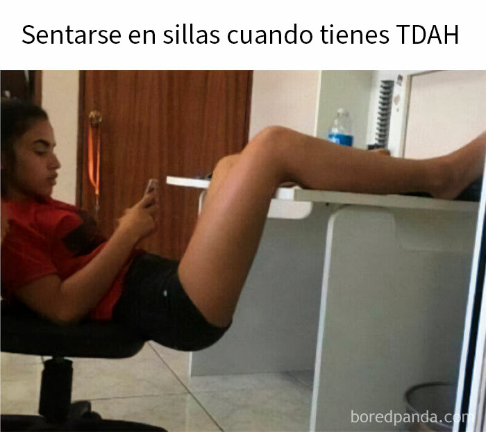 Memes sobre ADHD mostrando pensamientos divertidos para neurodivergentes con mentes que funcionan de manera diferente.