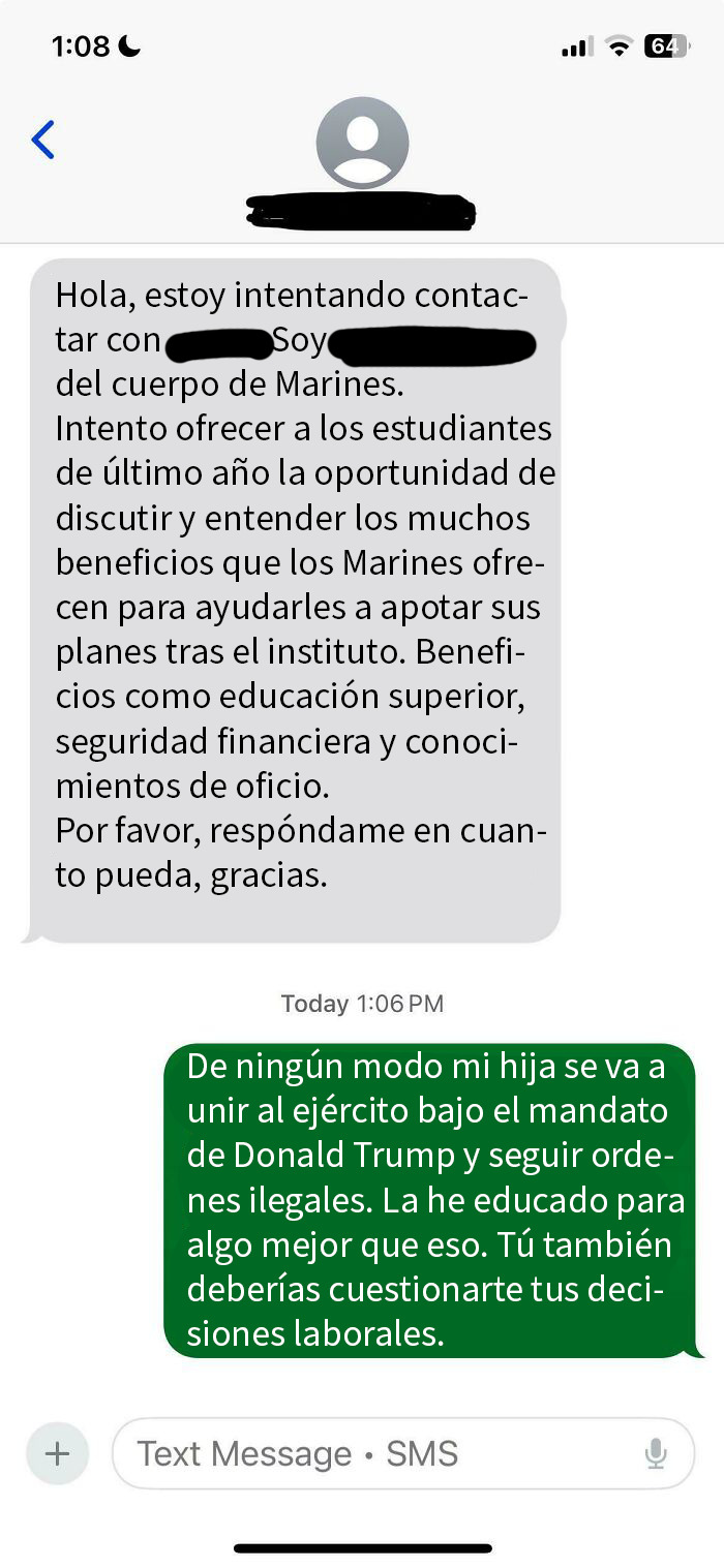 Conversación de texto que no salió como se planeó con respuesta divertida e inesperada en mensaje.