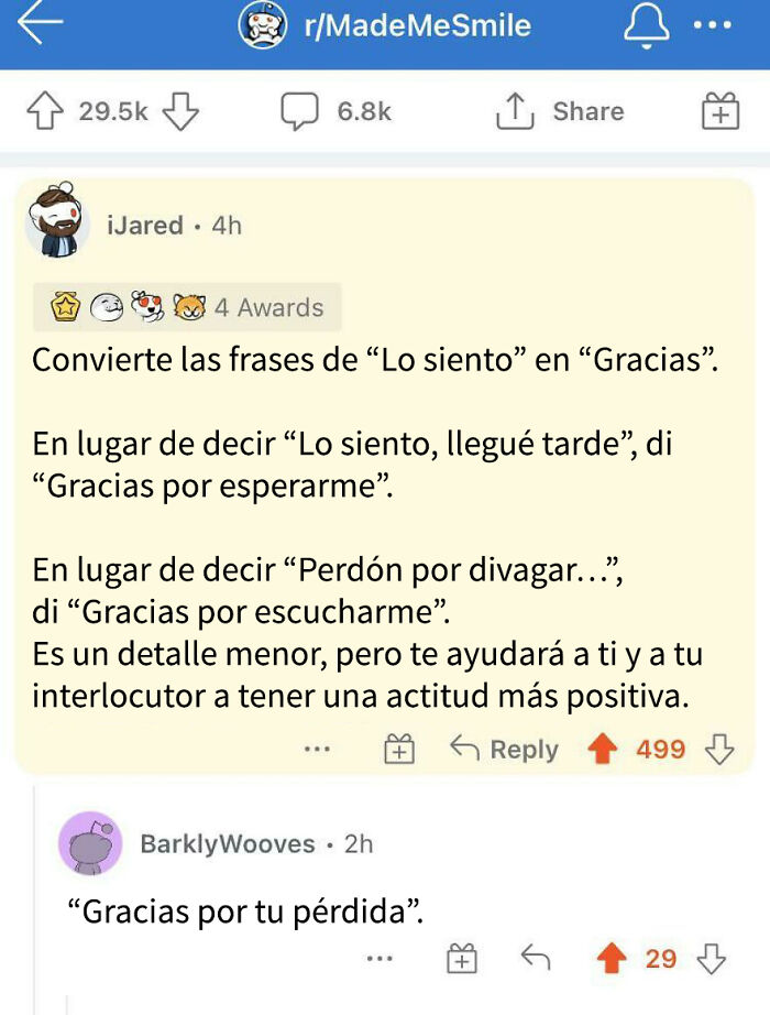 Captura de pantalla de publicación en Reddit con comentarios hilarantemente tontos que merecen un voto enojado.