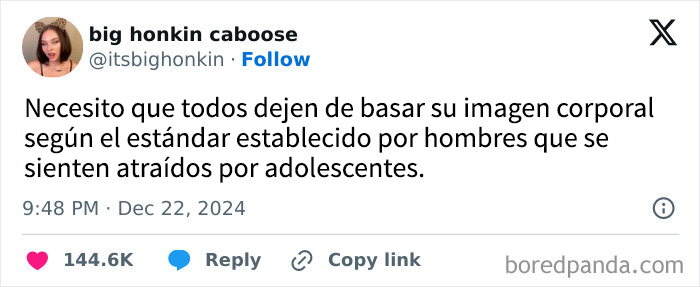 Tuit de mujer usando humor agudo para cerrar comentarios machistas sobre la imagen corporal y estándares impuestos por hombres.