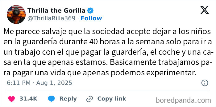 Personas sin hogar, trabajadores pobres y clase media en un sistema distópico que refleja la desigualdad social actual.