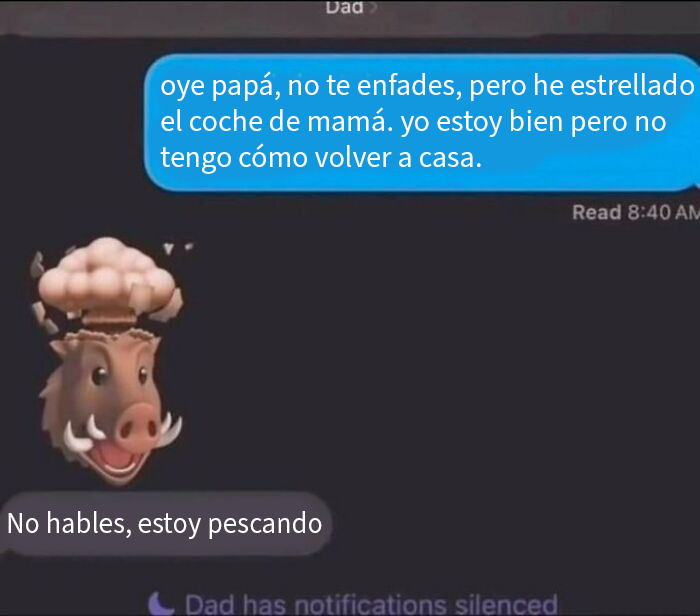 Intercambio de textos hilarantes entre madre e hijo sobre el logo de Google y malentendidos tecnológicos.