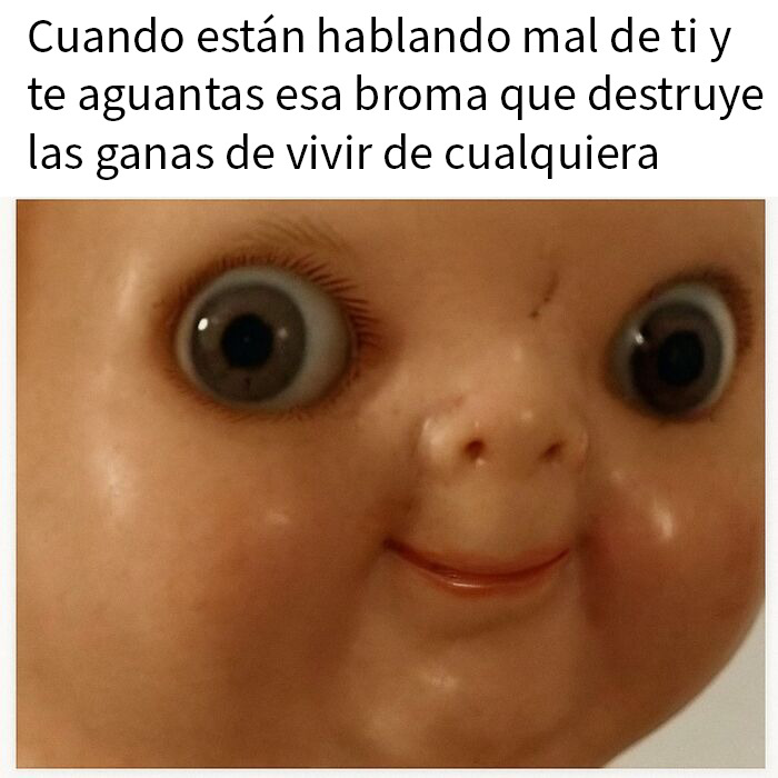 Memes divertidos con el personaje Goofy sorprendido, ideal para cuentas dedicadas a hacer reír a la gente.