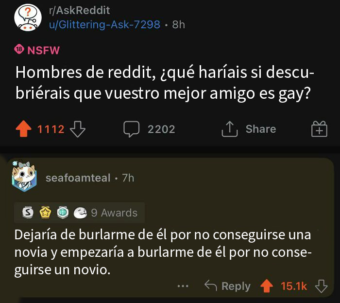 Comentario ingenioso en Reddit sobre amigos y parejas, ejemplo destacado de mejores respuestas y comentarios en redes sociales.