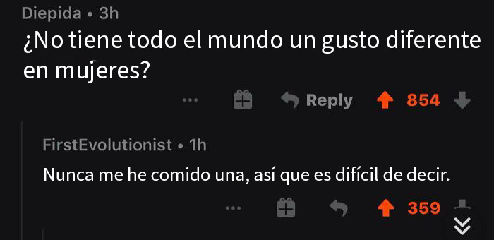 Comentario ingenioso en redes sociales con muchas reacciones positivas mostrando las mejores respuestas y comentarios en social media.