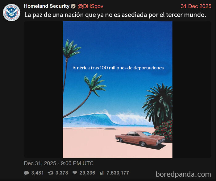 Imagen con estética retro de un coche clásico junto a palmeras y olas, evocando fotos aterradoras de Estados Unidos.