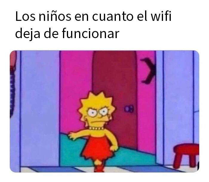 Campo de trigo original y campo de trigo recortado, ilustrando memes aleatorios para animar el día con imágenes divertidas.