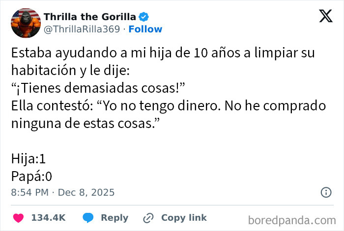 Tuit divertido con comentario inesperado de niña que hizo reír a adultos sobre limpiar y tener muchas cosas.