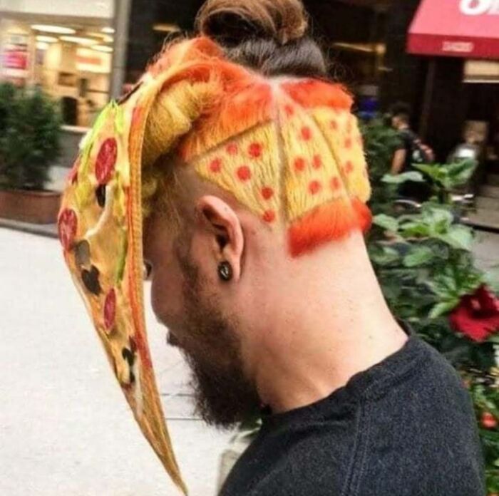 50 Memes That Range From Wild To "What Did I Just Read?"