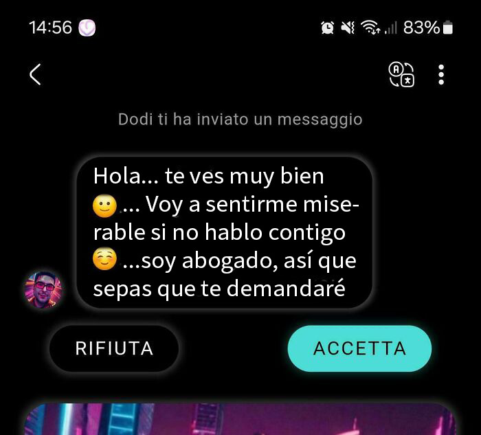 Tiene 40 años, yo 20, y se intenta hacer el gracioso