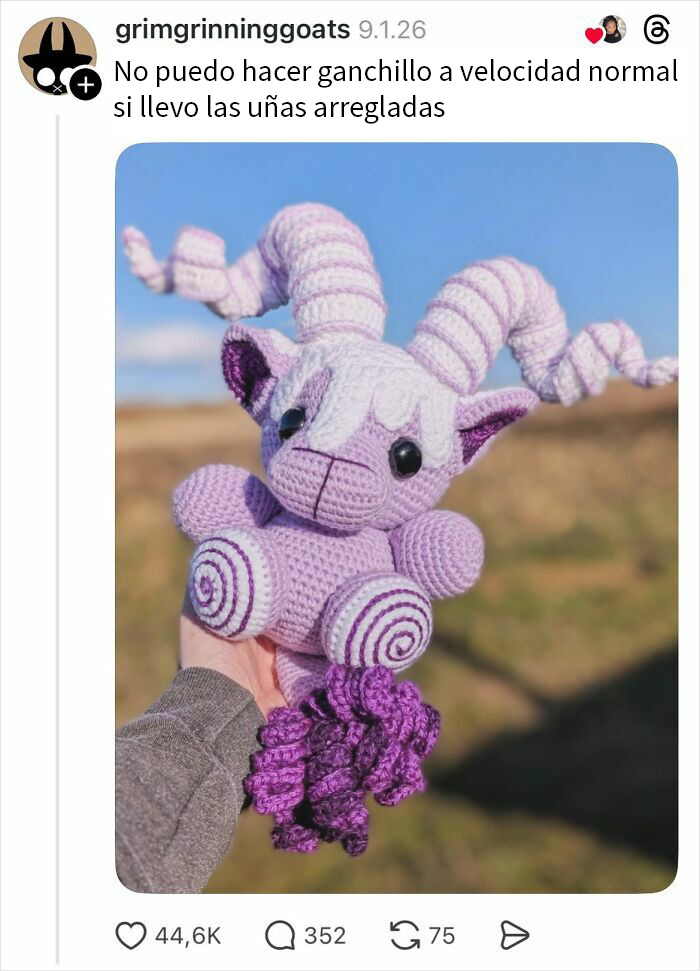 Woman Wonders Why Others Don’t Get Their Nails Done, Gets 86 Hilariously Honest Replies