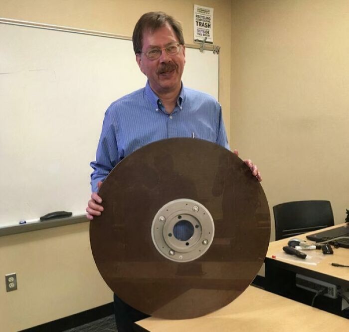 Disco Duro De 10 Mb De Los Años 60