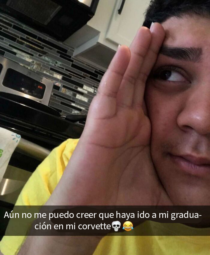 La graduación fue anoche y un amigo publicó esto