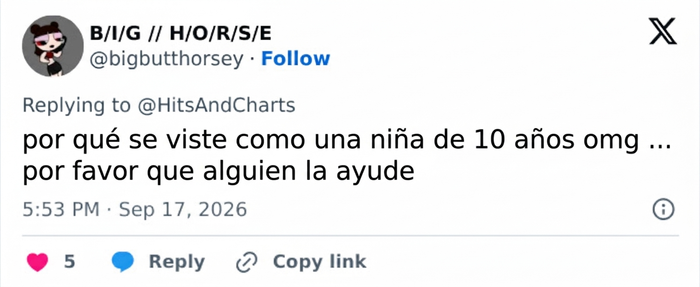 Las nuevas fotos de Ariana Grande generan preocupaci&oacute;n al notarse un detalle alarmante
