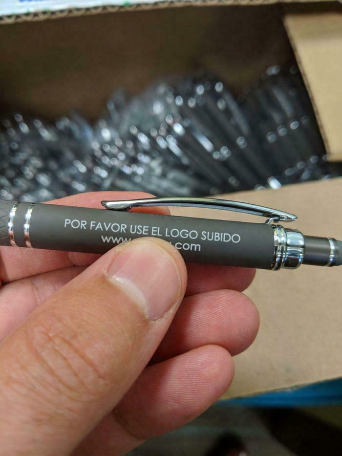 No usaron el logo que les subieron