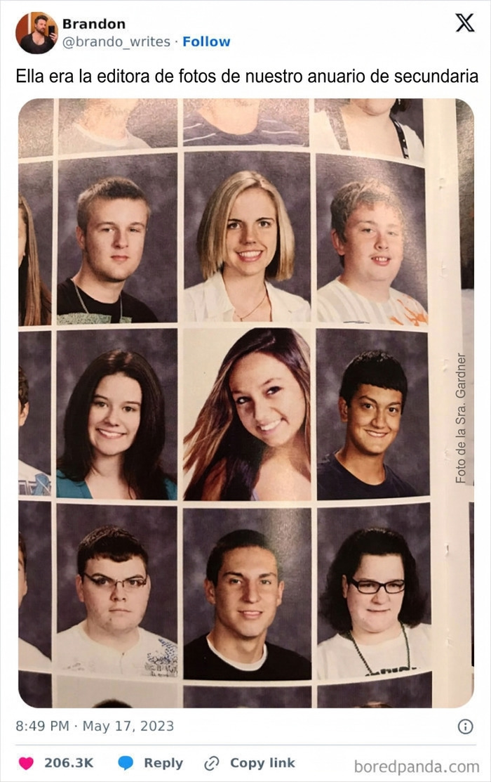 Foto inclinada en un anuario escolar, un ejemplo de personas egocéntricas que destacan de forma exagerada