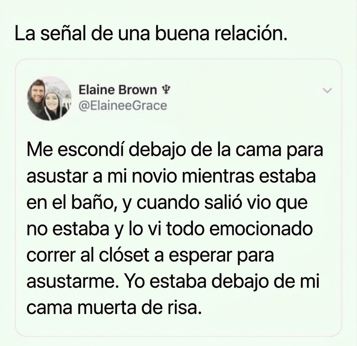 Texto gracioso sobre una pareja jugando a las escondidas, parte de memes divertidos.