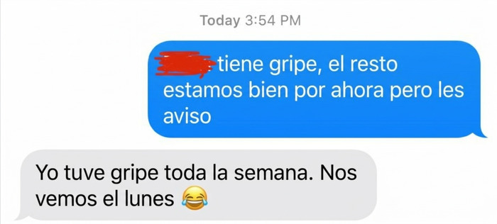 Captura de pantalla de chat sobre faltar por gripe que demuestra la actitud de los peores jefes.