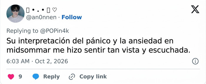 Comentario en redes sociales alabando la actuacion de Florence Pugh en Midsommar