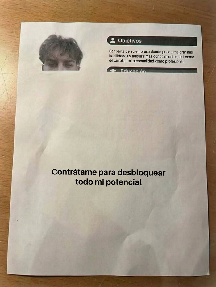 Currículum creativo y cómico de las publicaciones que causan risa y vergüenza ajena