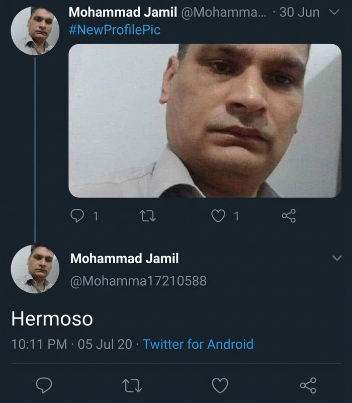 Selfie de un hombre comentando su propia foto, evidenciando a mentirosos que olvidaron cambiar de cuenta.