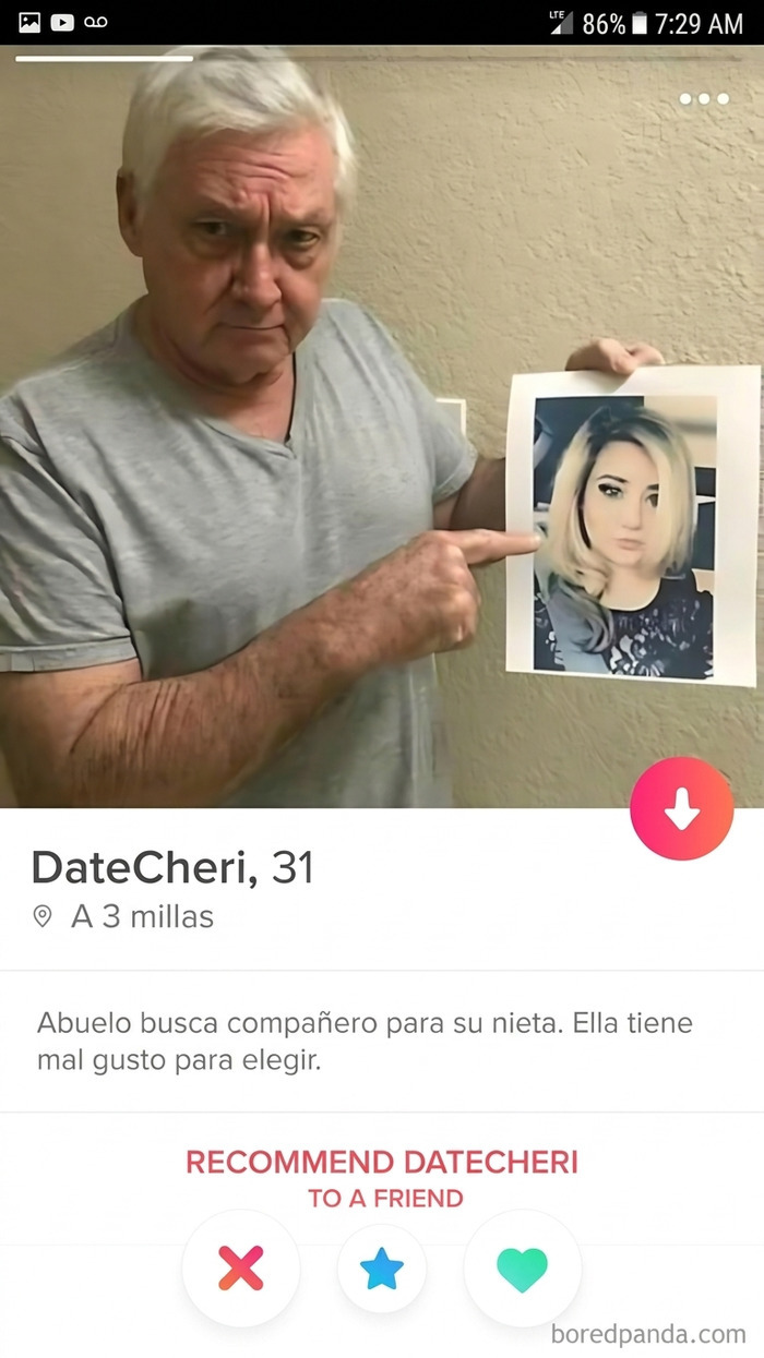 Perfil de Tinder creado por un abuelo que muestra a mujeres tóxicas.