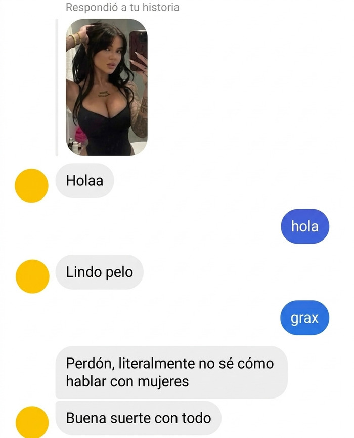 Captura de chat con un intento fallido de ligar y comentarios graciosos.