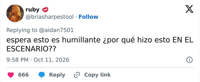 Reacci&oacute;n sobre una estrella del pop criticada por su comportamiento sobre el escenario.