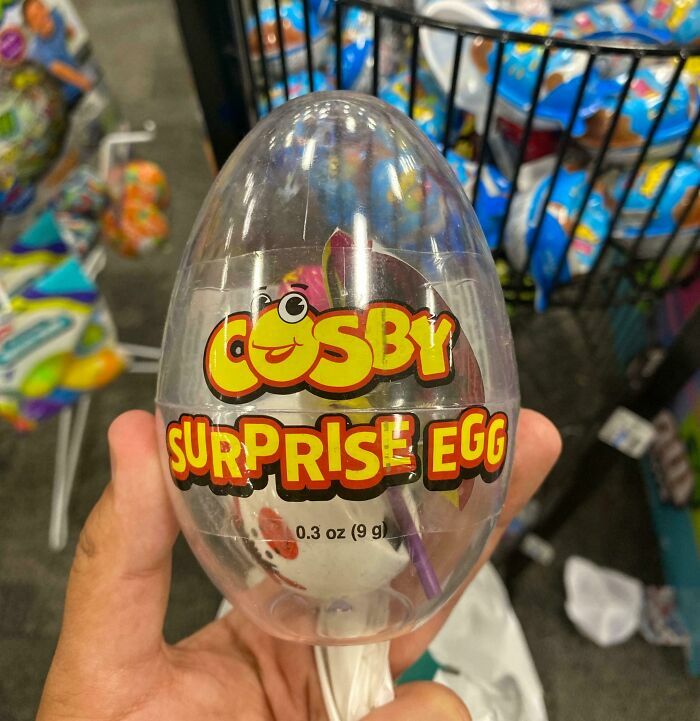 Huevos sorpresa con diseño de empaque confuso y básico
