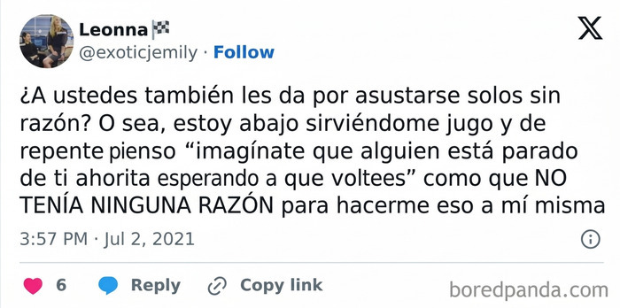 Publicación en redes sociales con un texto gracioso para la colección de memes británicos.