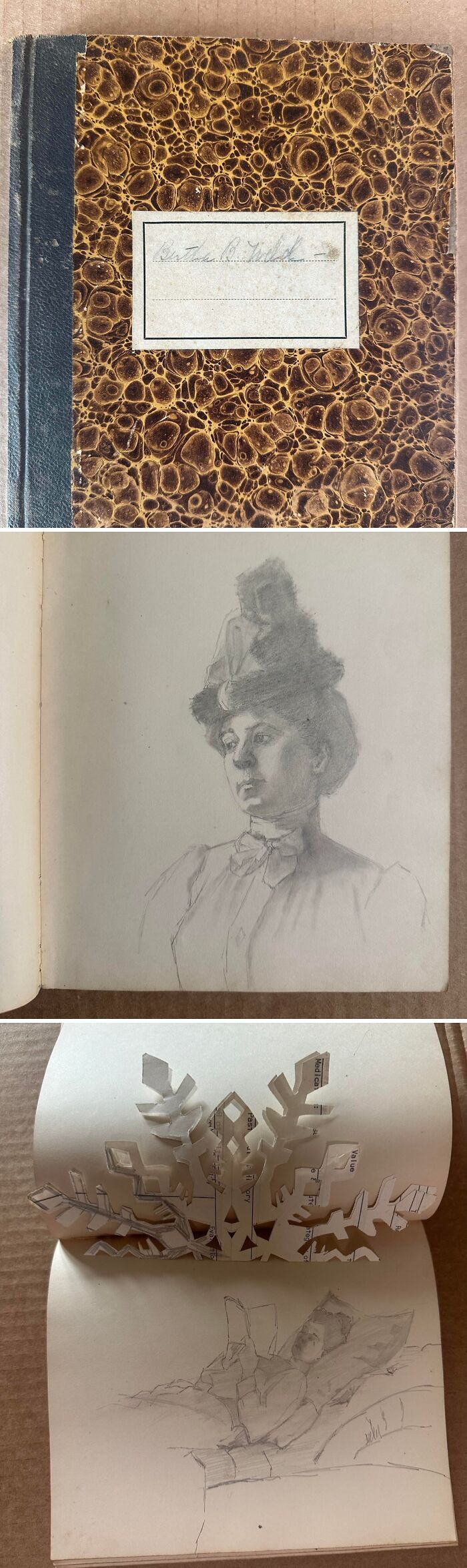 Dibujo y detalles de un libro antiguo considerado entre objetos efímeros de colección