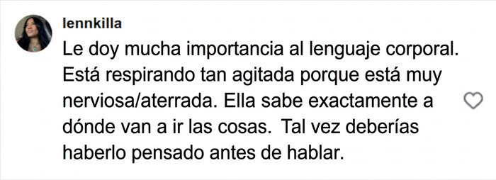Comentario en redes sociales criticando a la estudiante gritando a manifestantes. Comentario en redes sociales criticando a la estudiante gritando a manifestantes.