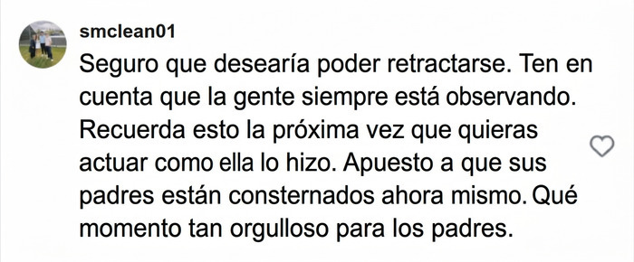 Comentario sobre las consecuencias de las acciones de la estudiante gritando en el video. Comentario sobre las consecuencias de las acciones de la estudiante gritando en el video.