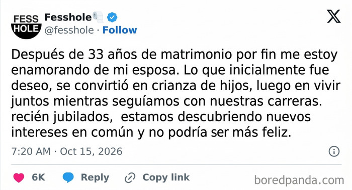 Texto en pantalla mostrando confesiones anónimas sobre el amor y el matrimonio después de muchos años