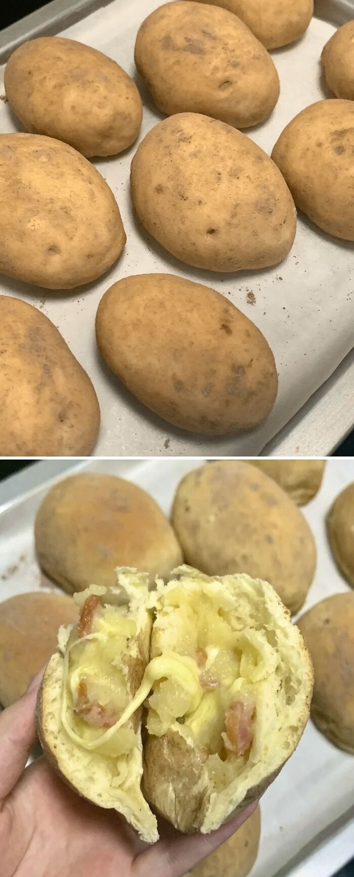 Muestra de repostería creativa con panes horneados en forma de papas rellenas de queso y tocino.