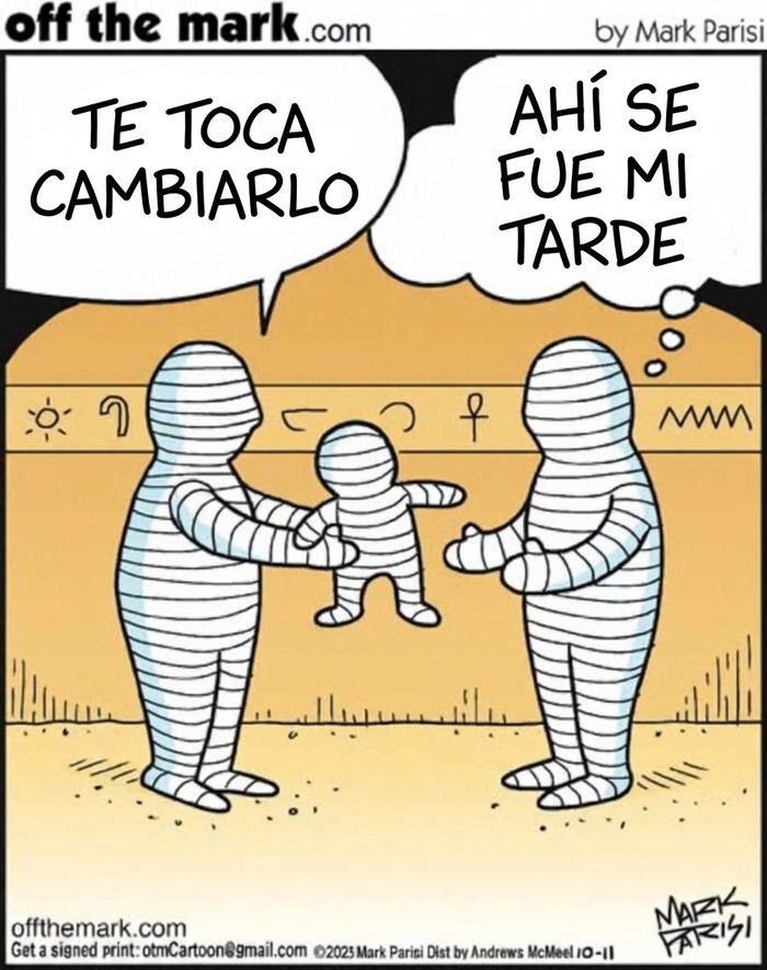 Momias cambiando a un bebé en una viñeta de cómics de Mark Parisi
